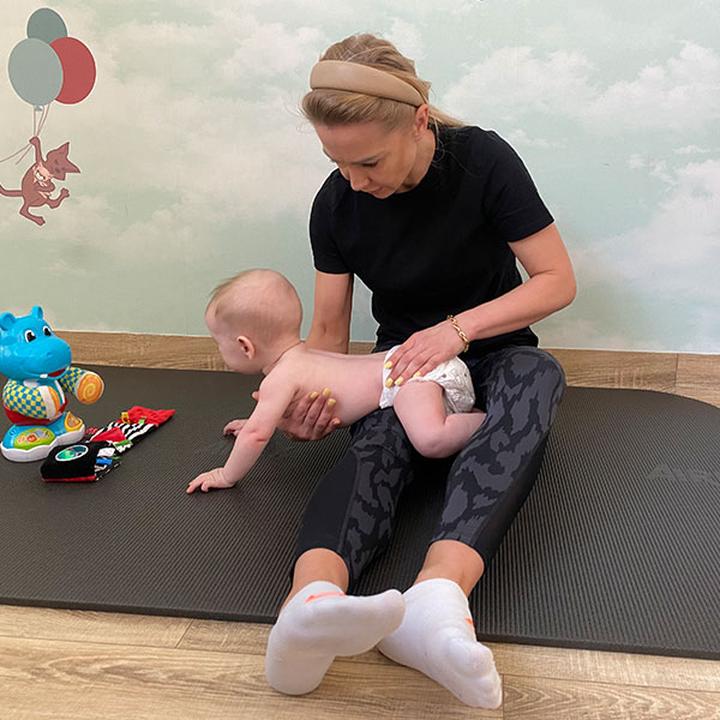 Rozwój motoryczny niemowlaka