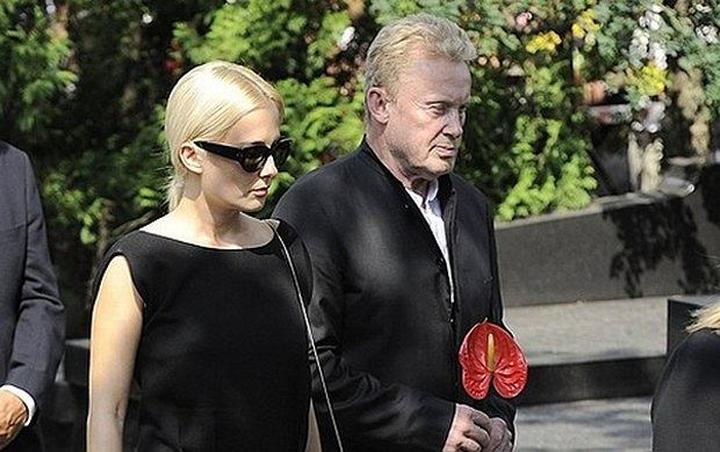 Medialna presja Weroniki