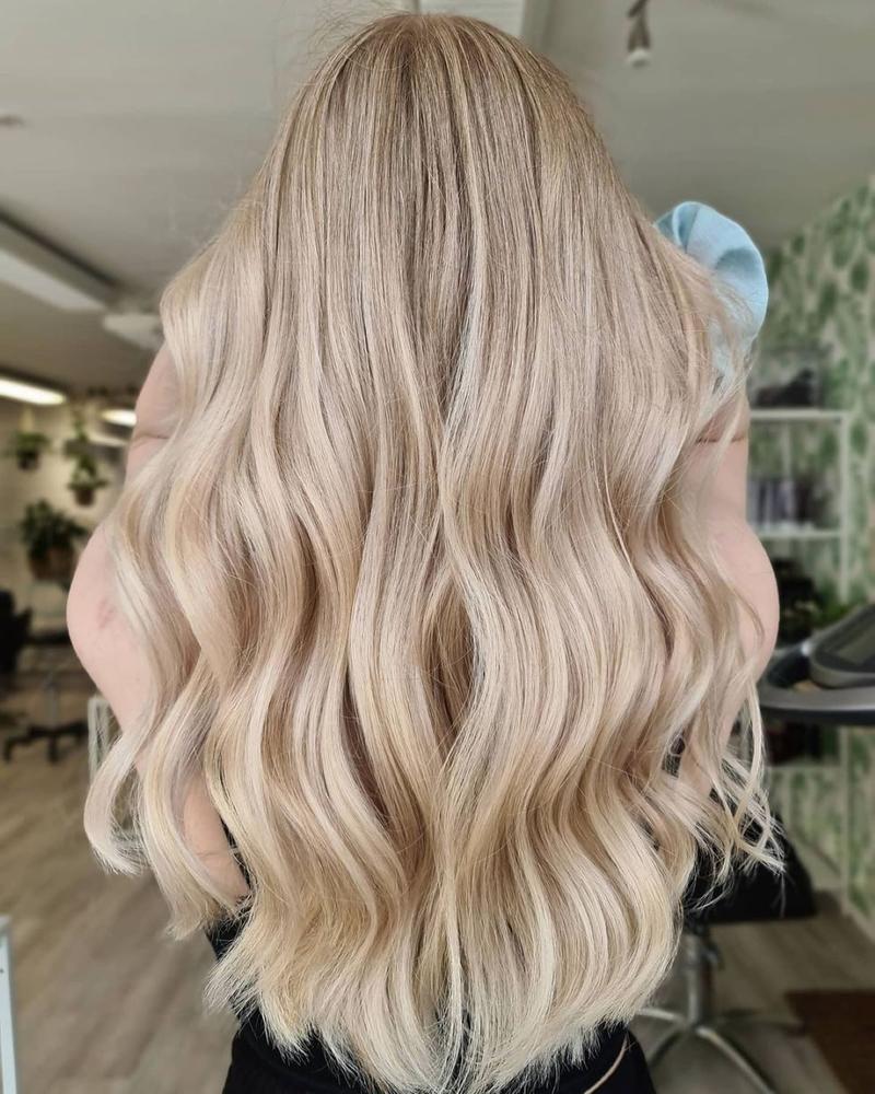 Pielęgnacja piaskowego blondu